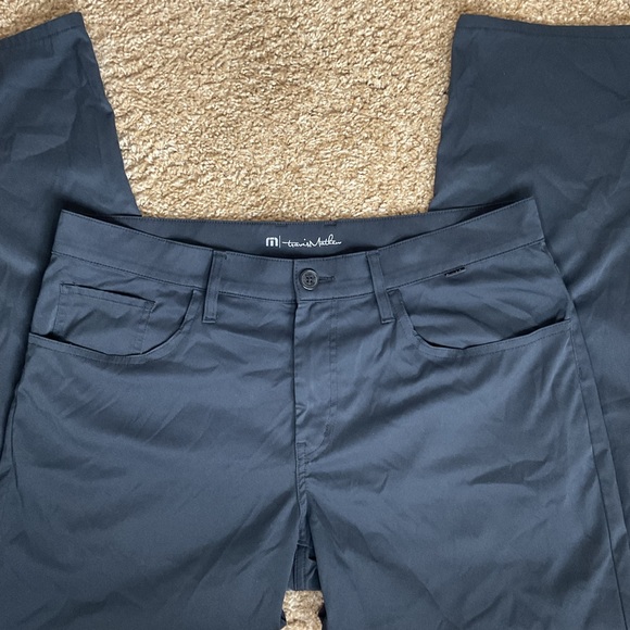 TravisMathew Open to Close Men's Performance Golf Pants Navy Blue Size 34 Custom - Picture 2 of 4